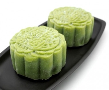 green tea mooncake