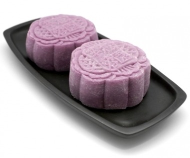 snow skin yam paste mooncake