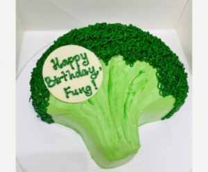 a 3d broccoli cake