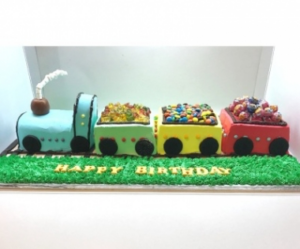 a 3d train cake
